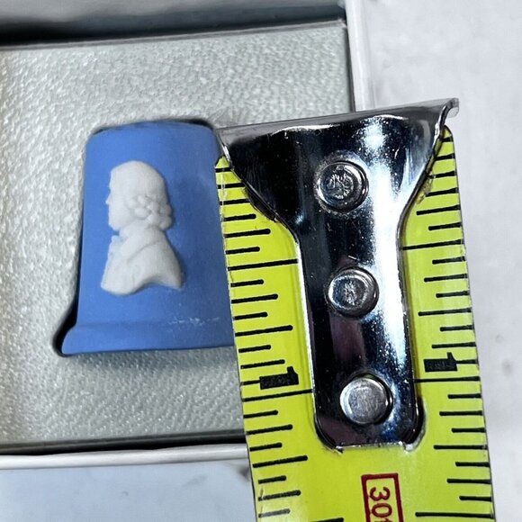 Wedgwood England Jasperwear Pale Blue Thimble 250th Anniversary Original Box - Picture 5 of 6
